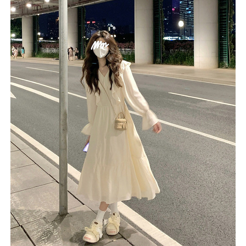 法式荷叶边长袖连衣裙女