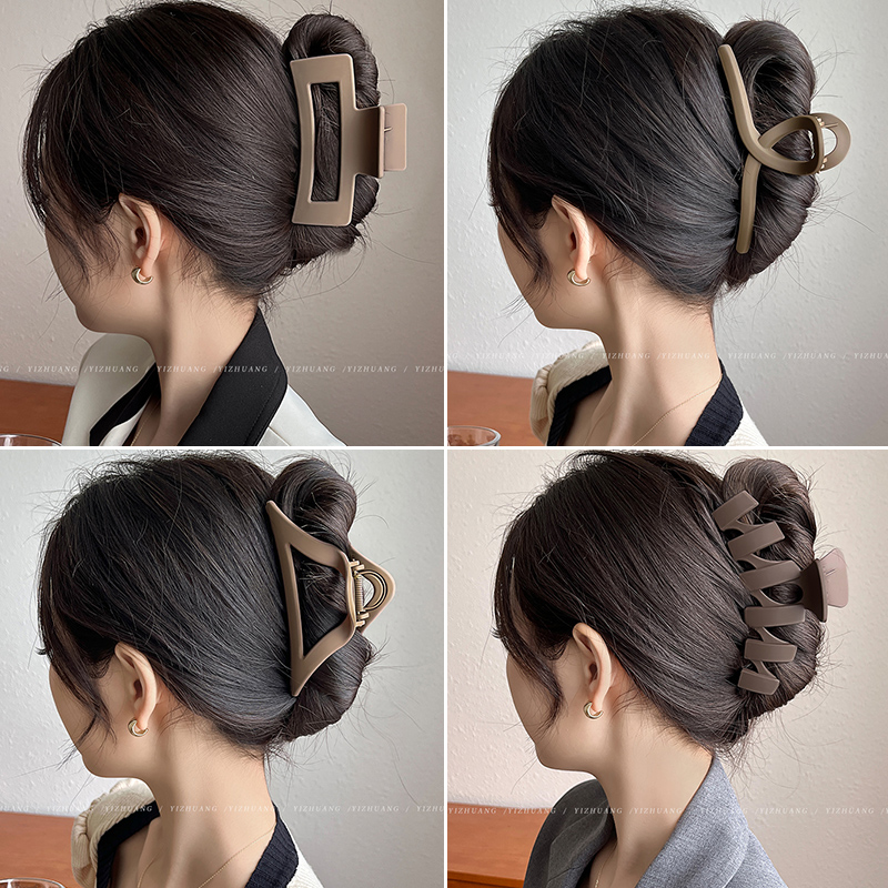 气质发夹后脑勺女简约