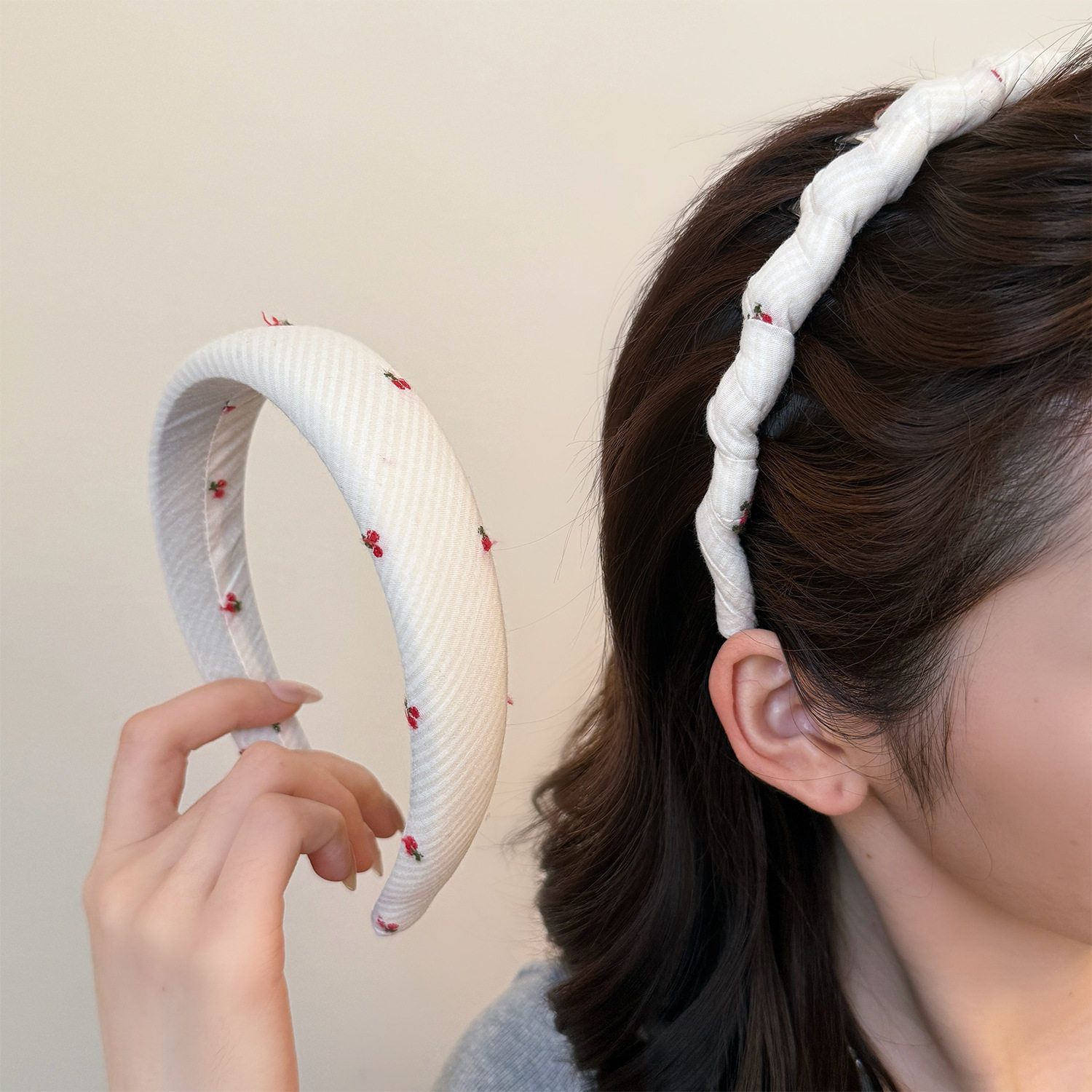 韩系新款布艺刺绣樱桃大肠发圈女低马尾丸子头头花高颅顶发箍发饰图片