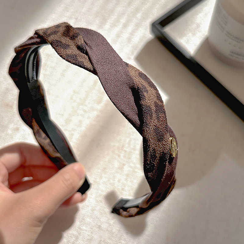 法式复古豹纹发箍女高级感洋气百搭发卡2025新款外出无痕压发头箍