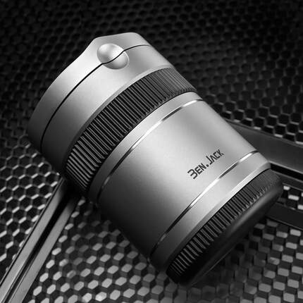 高档车载烟灰缸金属防风带盖子LED灯车家两用个性创意车内汽车用