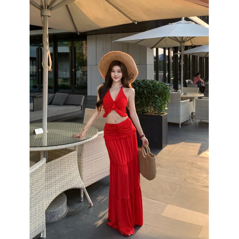 度假风套装辣妹扭结美背