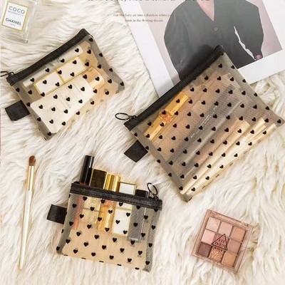 植绒爱心网纱化妆收纳包