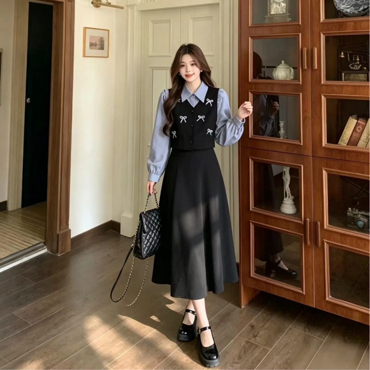 大码女装通勤温柔假两件连衣裙秋季翻领衬衫拼接马甲式长款连衣裙