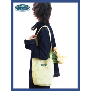 拾遗部落HOME原创设计彩色logo胶牌褶皱肌理大容量单肩手提通勤包