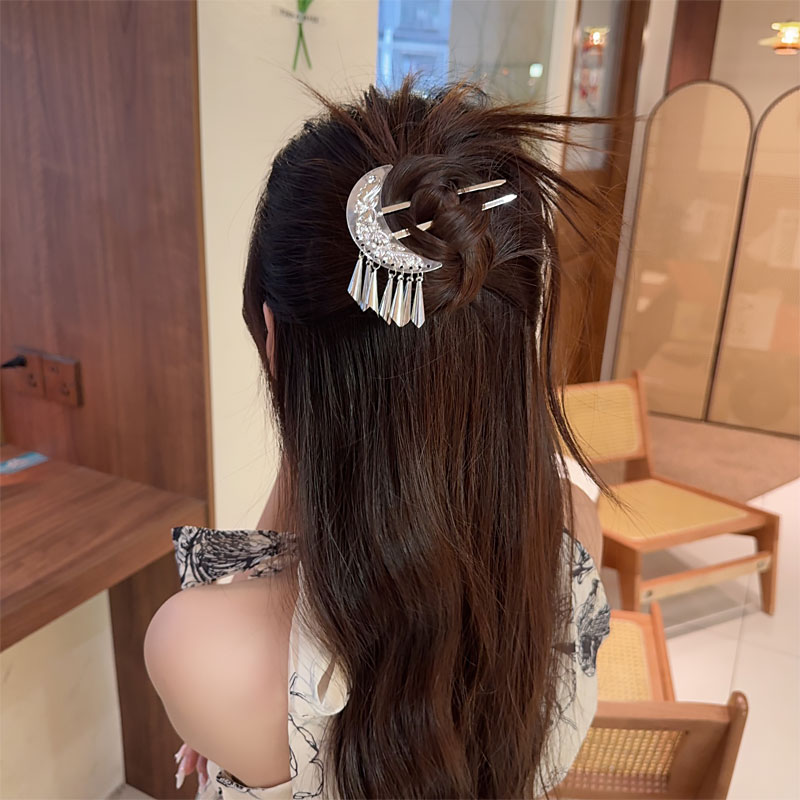 民族风月牙流苏步摇发簪古风女高级感汉服旗袍新中式U型盘发簪子