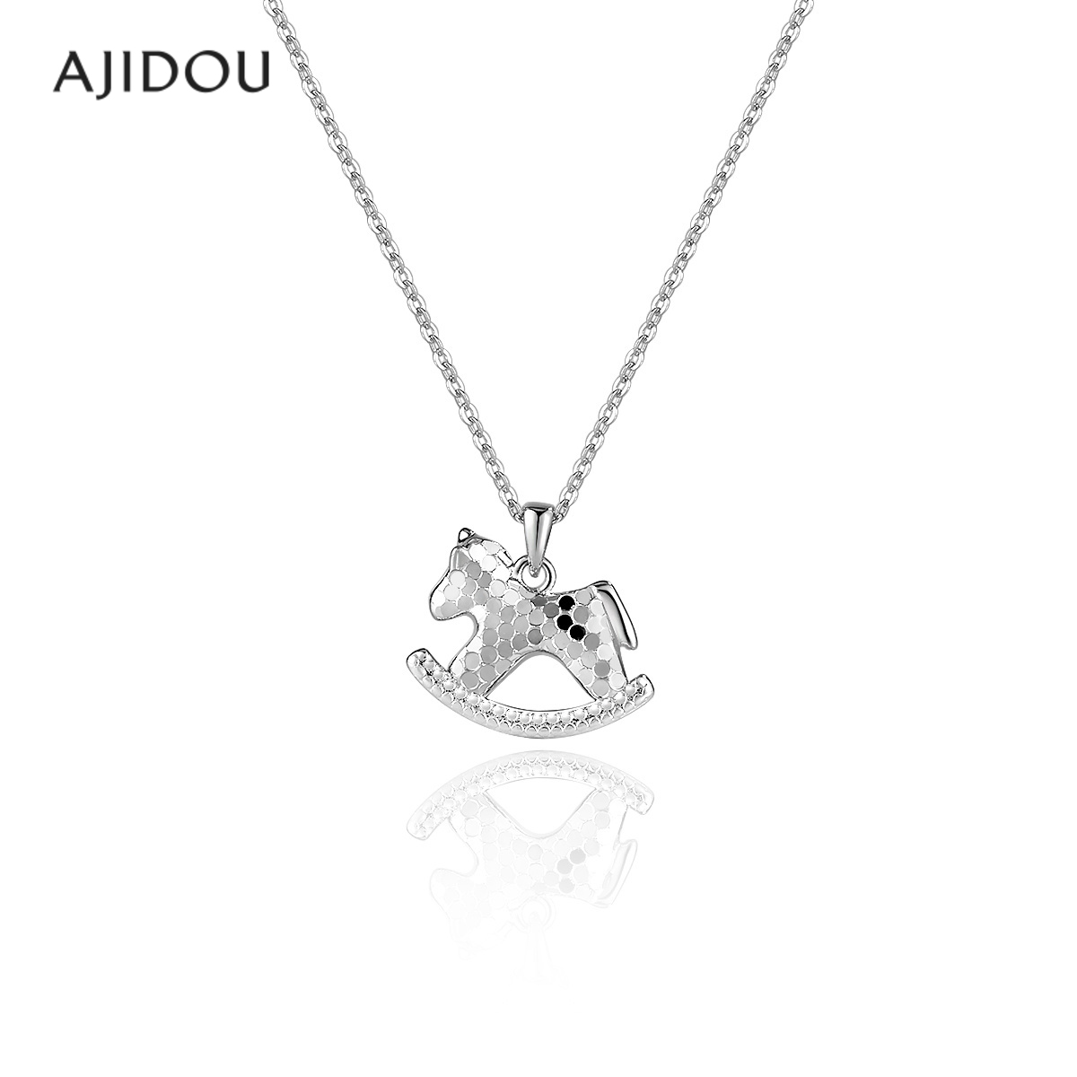 阿吉豆AJIDOU项链女生肖马上有钱锁骨链轻奢配饰小众可调节毛衣链