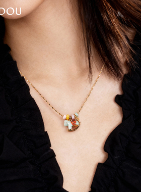 阿吉豆AJIDOU项链女马上有钱锁骨链多巴胺卡通长颈链新款轻奢颈链