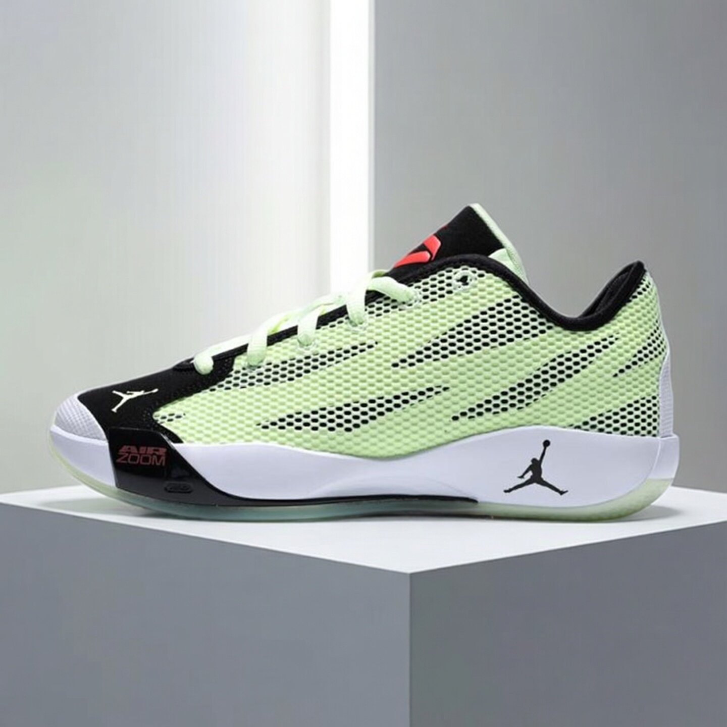 Nike耐克男鞋子2026秋季新款东契奇缓震透气实战篮球鞋IF1611-700