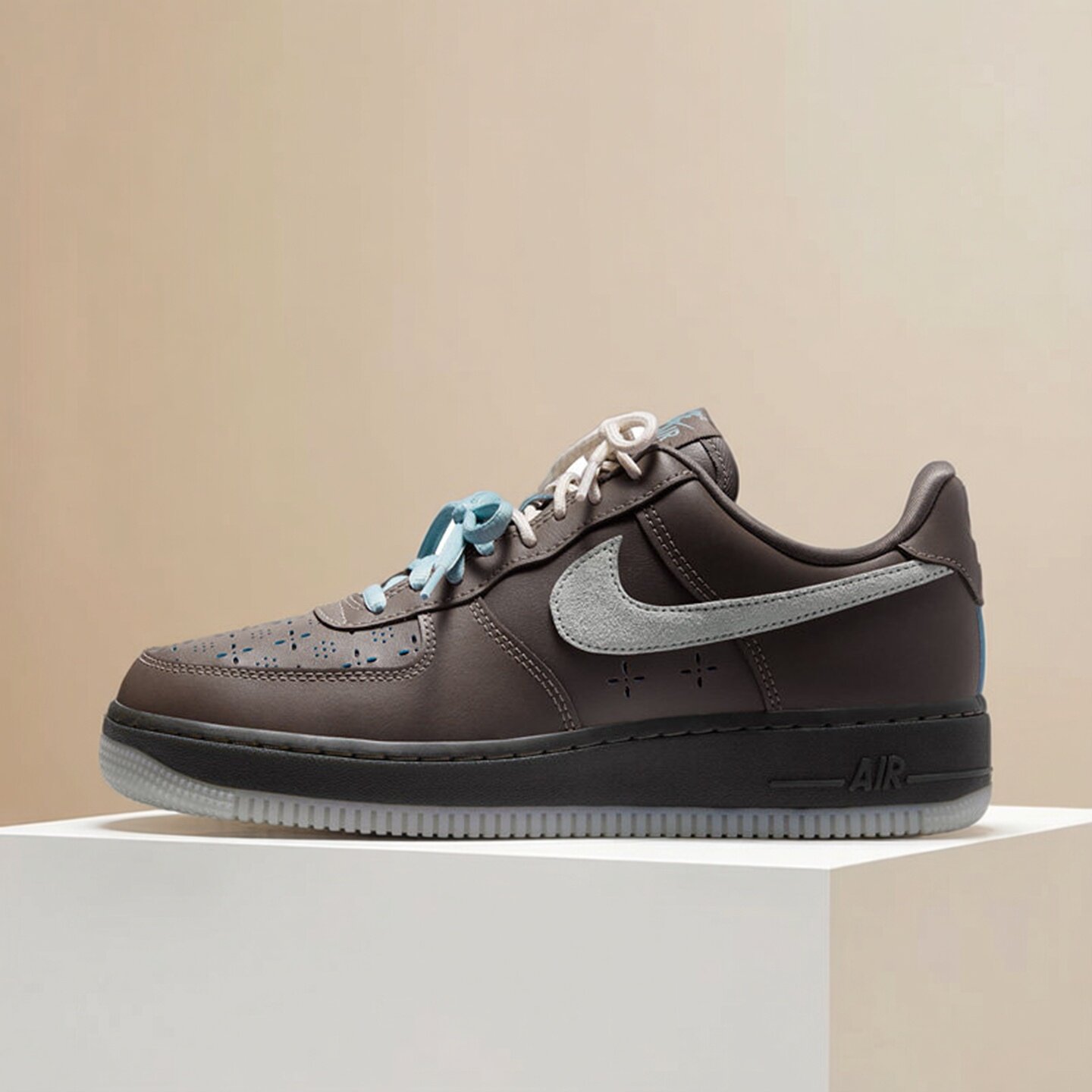 Nike耐克女鞋子2026夏季新款舒适百搭空军一号低帮板鞋IR5690-256