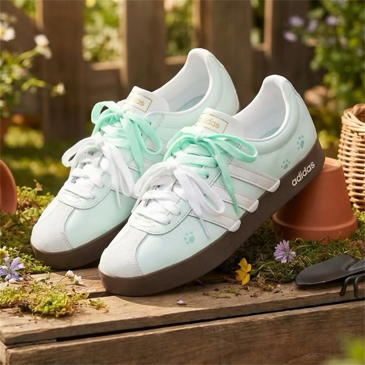 【球鞋定制】Adidas阿迪达斯 VL COURT 薄荷足迹 男女款低帮板鞋