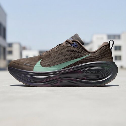 Nike耐克男鞋子2026夏季新款VOMERO舒适软弹运动跑步鞋IR7550-030