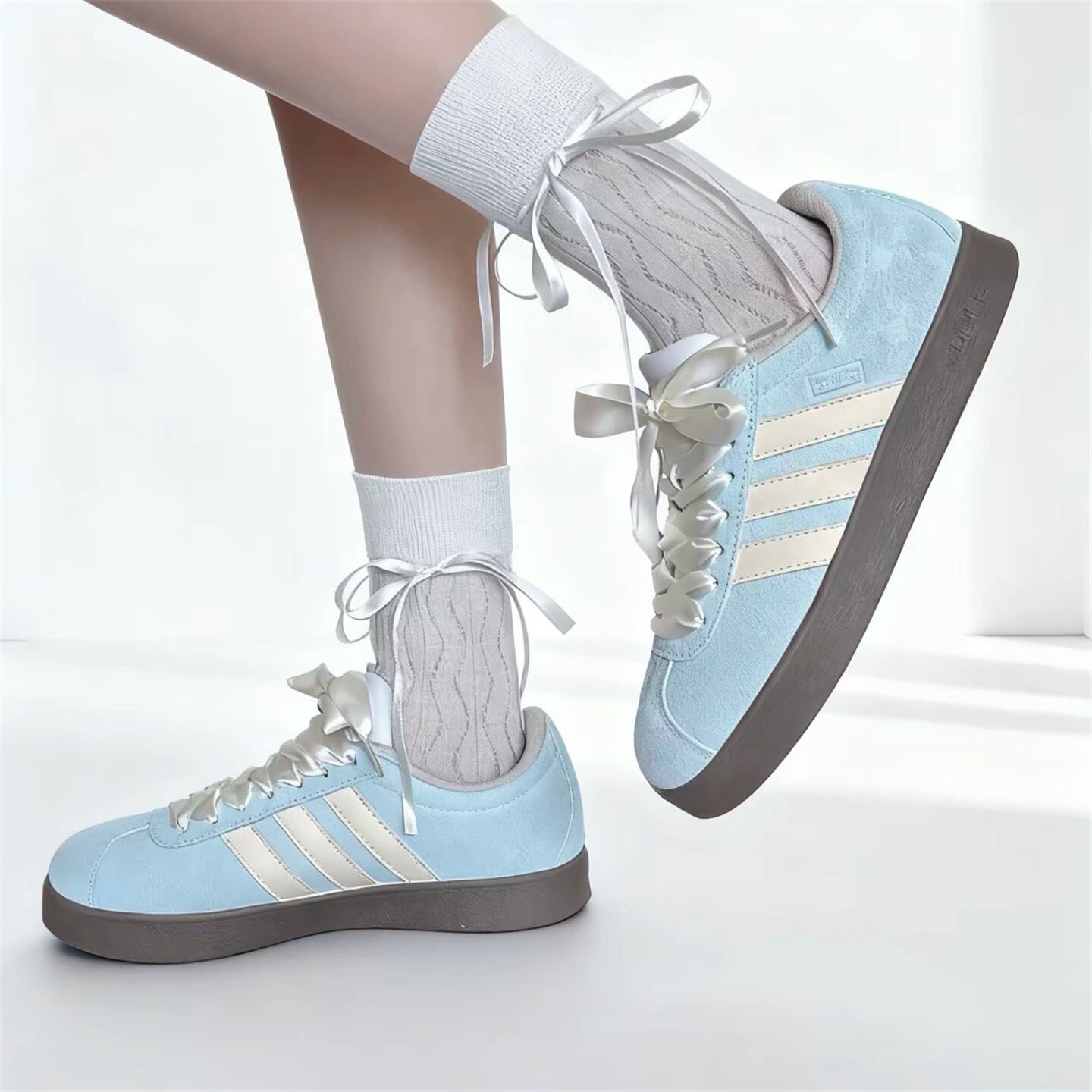 【球鞋定制】Adidas阿迪达斯男女鞋子 蓝玫瑰 潮流百搭低帮板鞋