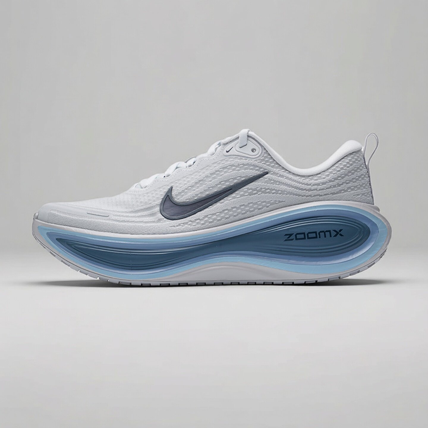 Nike耐克男鞋子2026秋季新款VOMERO PLUS 软弹跑步鞋HV8150-111