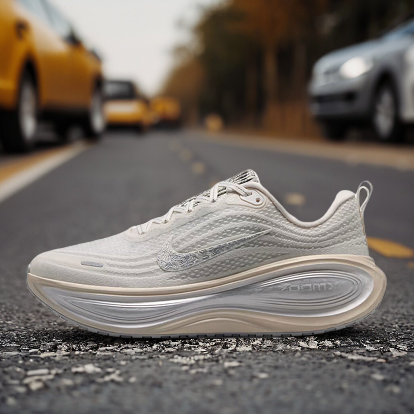 Nike耐克女款鞋子2026秋季新款VOMERO运动软弹跑步鞋IM8331-001