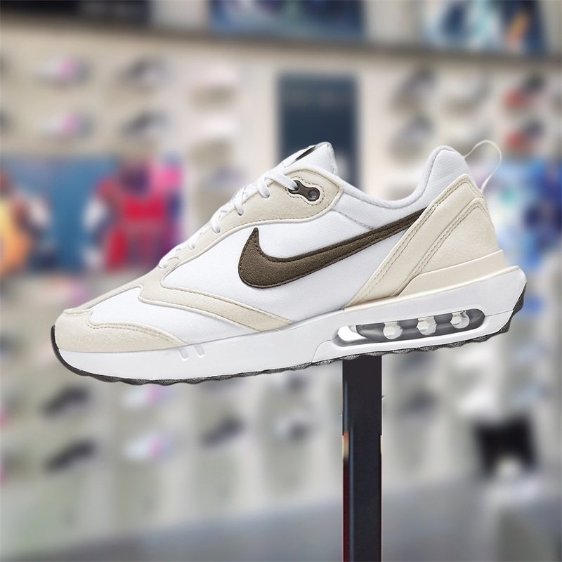 Nike耐克女鞋子2024夏季新款舒适百搭气垫运动休闲跑鞋DC4068-102