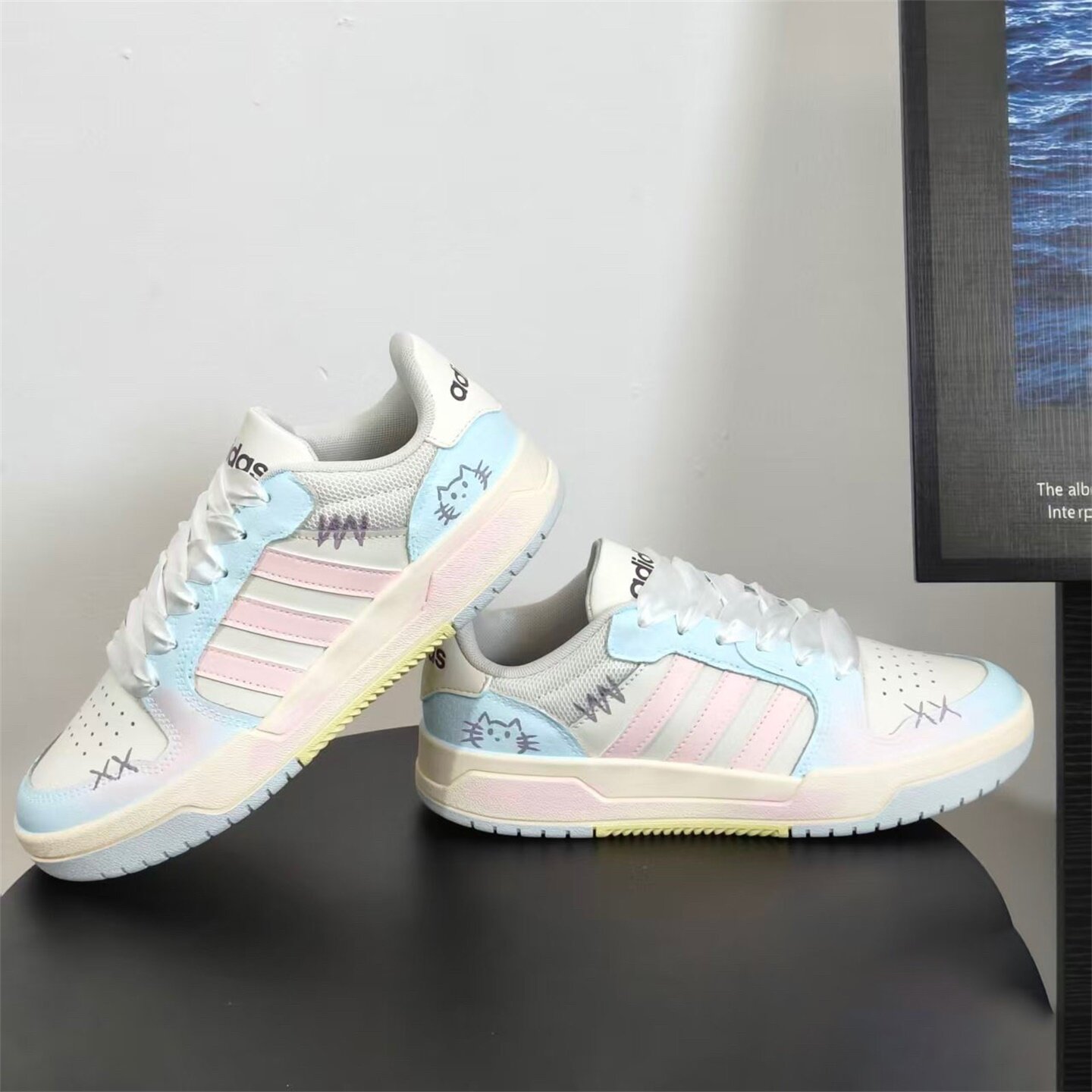 【球鞋定制】Adidas阿迪达斯男女鞋子 ENTRAP 粉紫喵语 低帮板鞋
