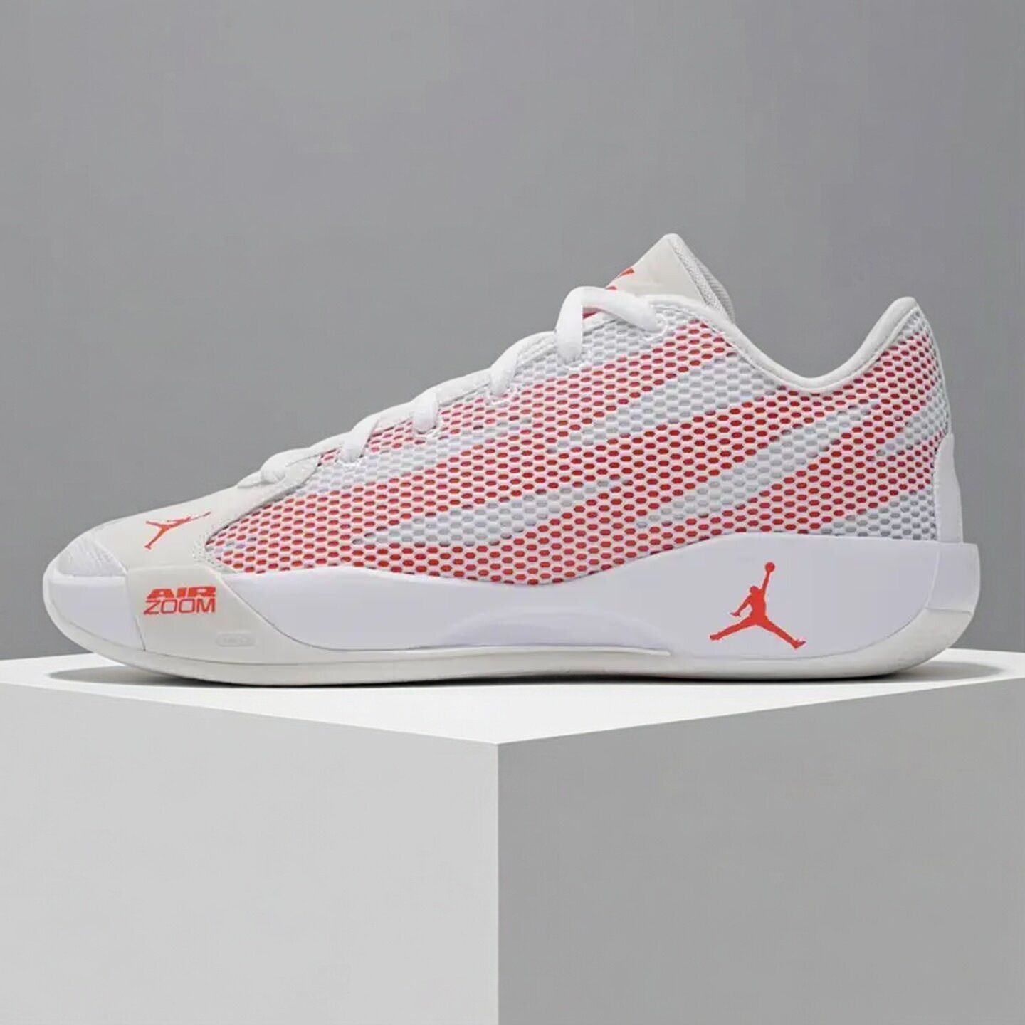 Nike耐克男鞋子2026秋季新款东契奇缓震透气实战篮球鞋IF1611-103