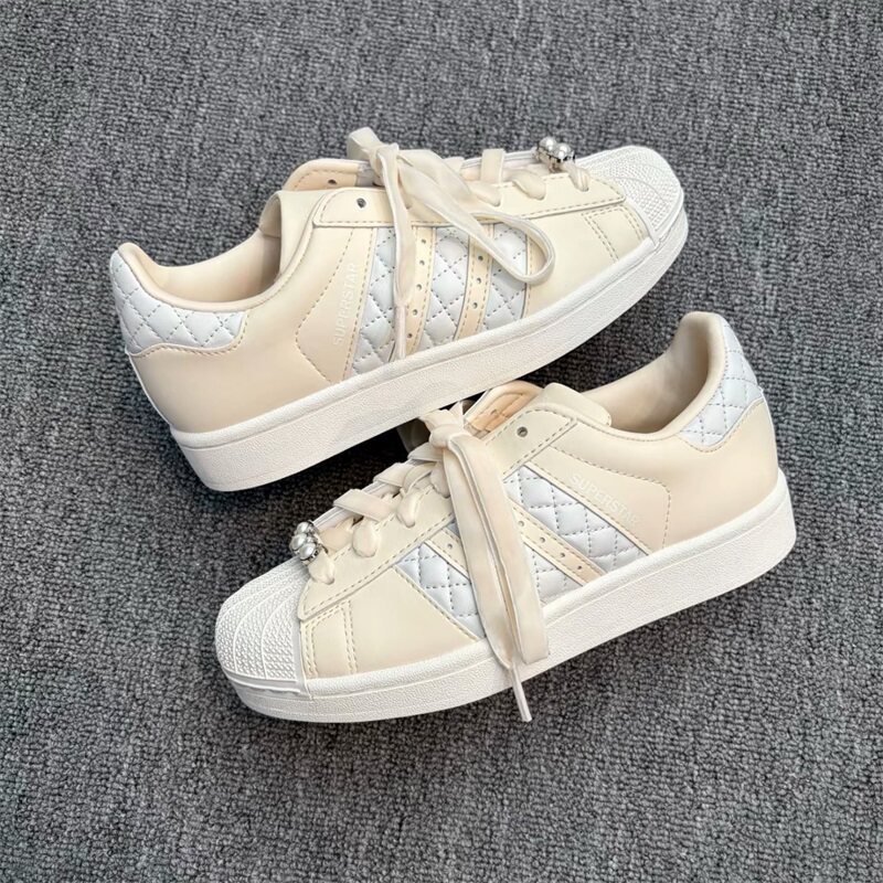 阿迪达斯三叶草男女款鞋子2026春季新款贝壳头百搭潮流板鞋KJ7301