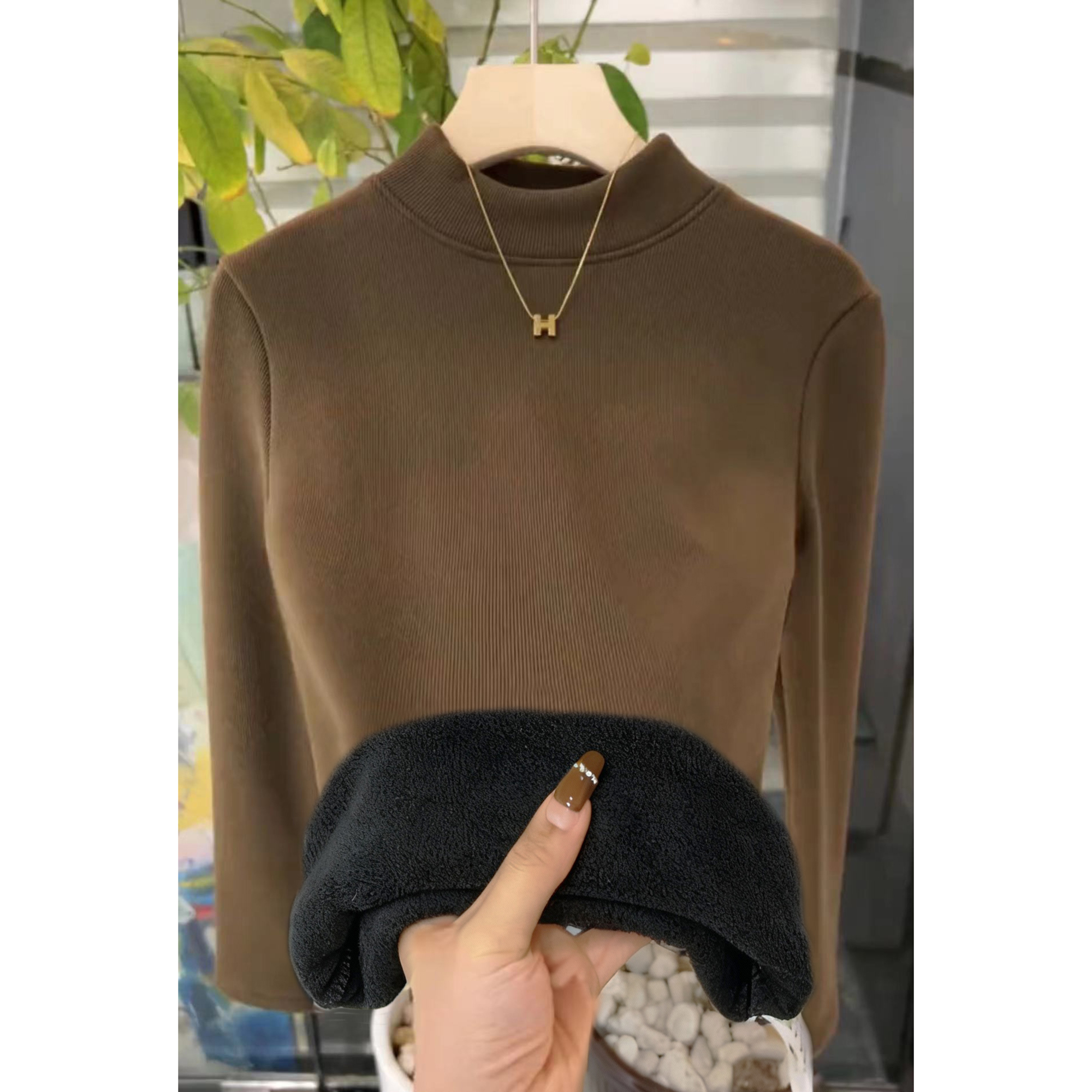 摇粒绒加绒加厚半高领打底衫女