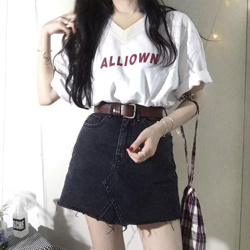 白色短袖t恤女v领微胖女上衣