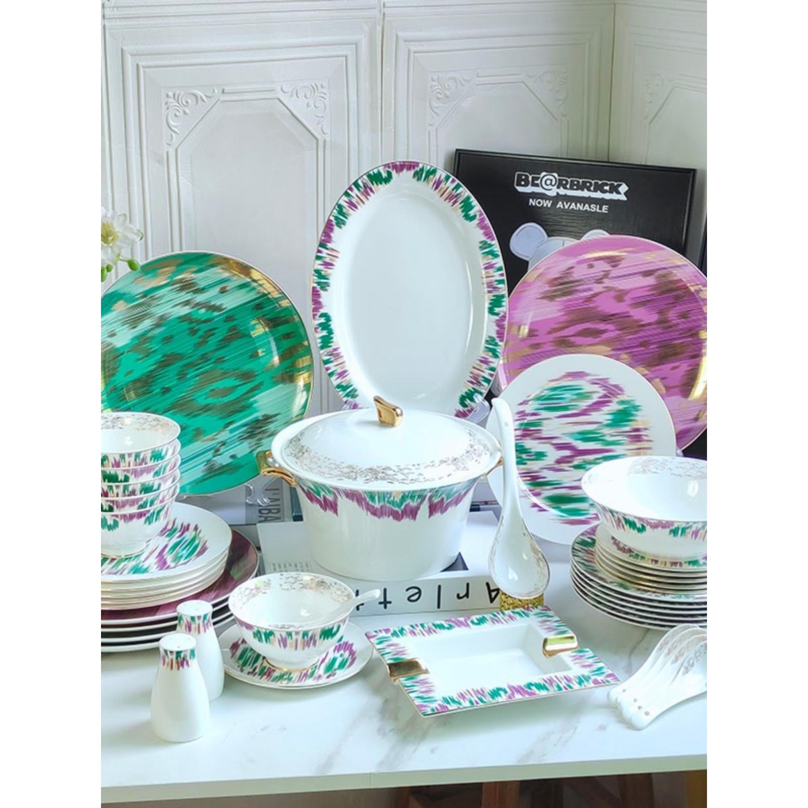 碗碟套装骨瓷泡面碗西餐盘饭碗伊卡组合网红轻奢餐具套组乔迁送礼