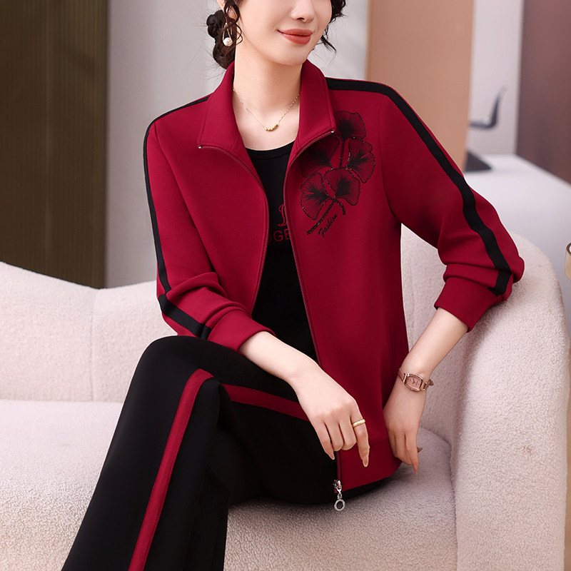 品牌妈妈外套女春秋装2025新款中年跑步运动服套装休闲卫衣三件套