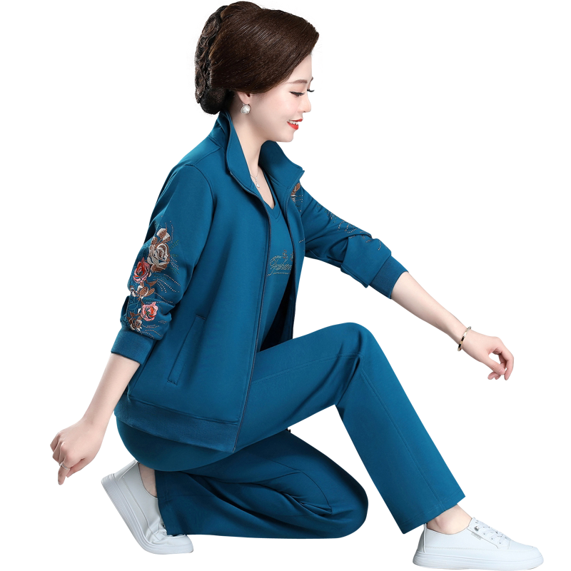 新款休闲运动服套装女春秋三件套