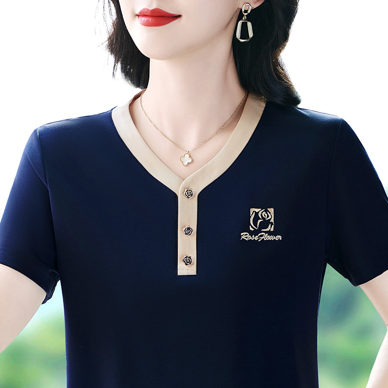 冰丝短袖t恤女夏季2025新款时尚洋气妈妈时尚设计感v领休闲上衣服