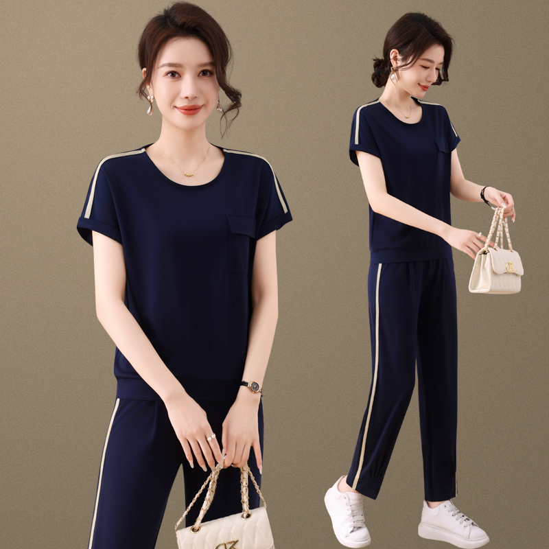 妈妈装夏款休闲运动套装2025新款中老年女装薄款时尚洋气短袖上衣