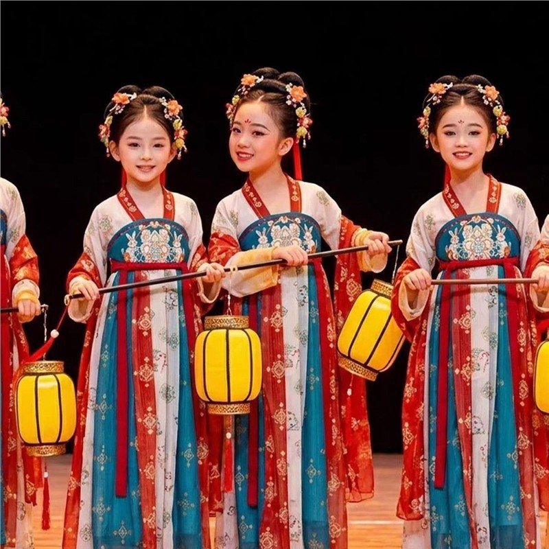 儿童长安三万里汉唐古典舞演出服春暖意浓扇语春风中国汉服舞蹈服