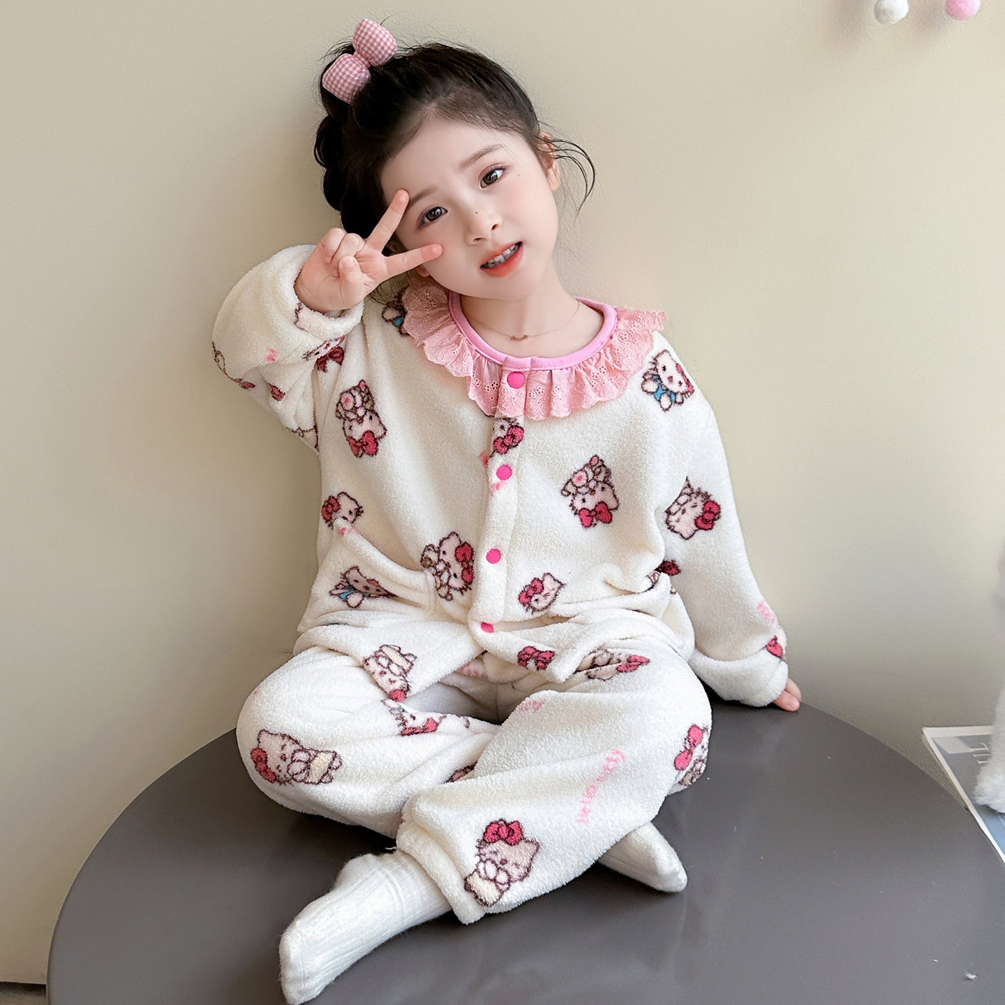 女童睡衣套装2025新款秋冬儿童珊瑚绒家居服套装法兰绒宝宝两件套