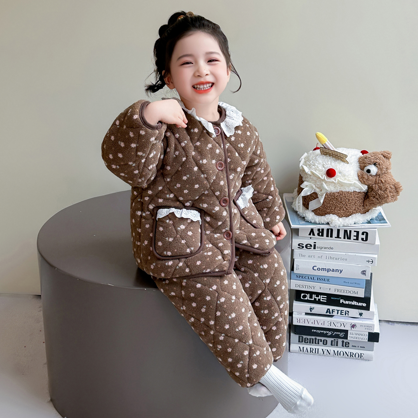 女童睡衣套装秋冬加绒加厚三层夹棉家居服珊瑚绒开衫儿童法兰绒款