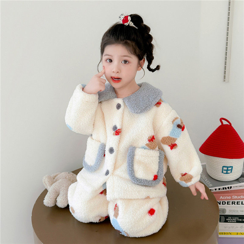 女童睡衣套装2025新款珊瑚绒翻领可爱保暖家居服女宝宝法兰绒儿童
