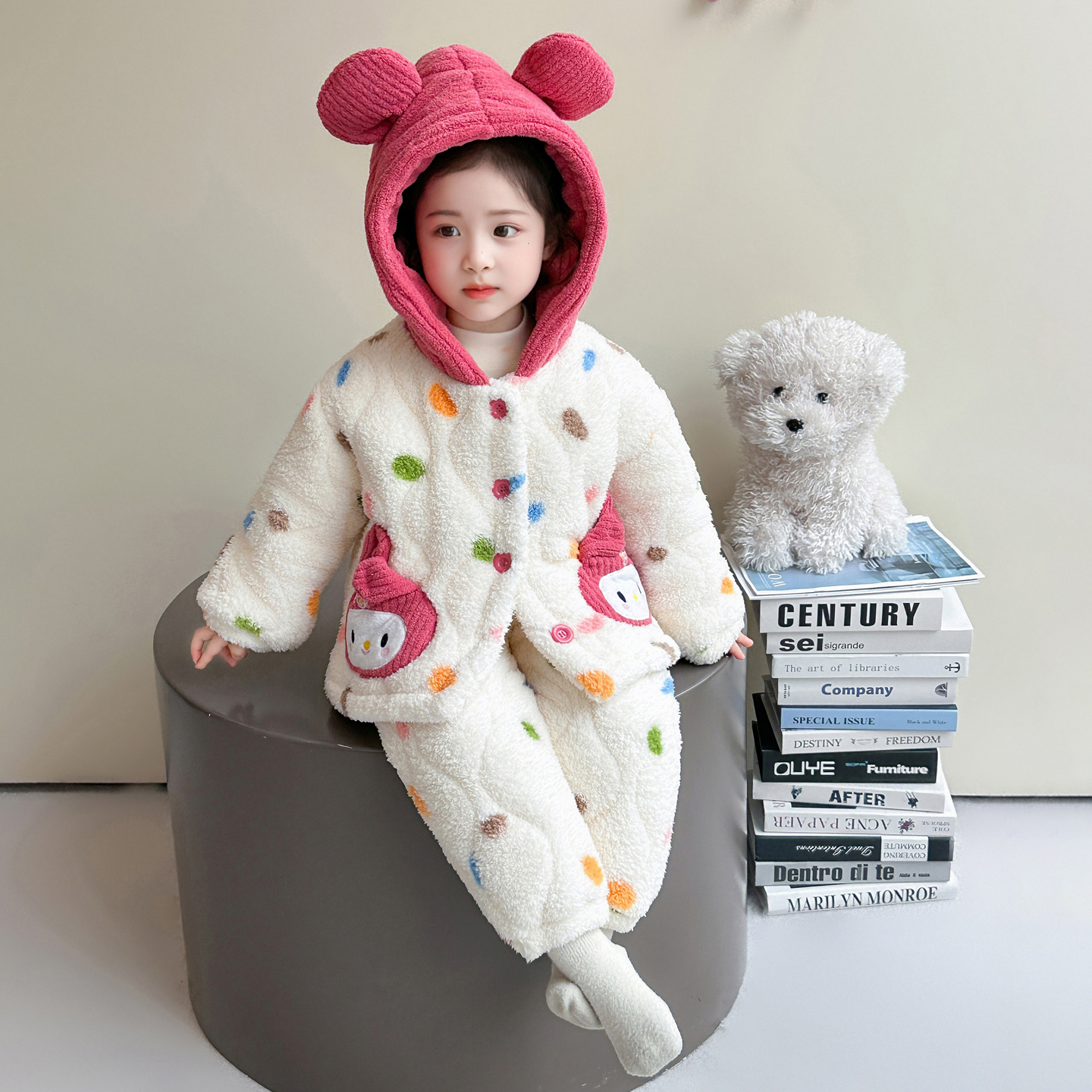 女童睡衣套装秋冬保暖法兰绒卡通娃娃领三层加绒加厚保暖家居服款