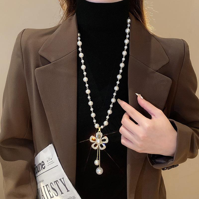 闪钻花朵珍珠长款毛衣链
