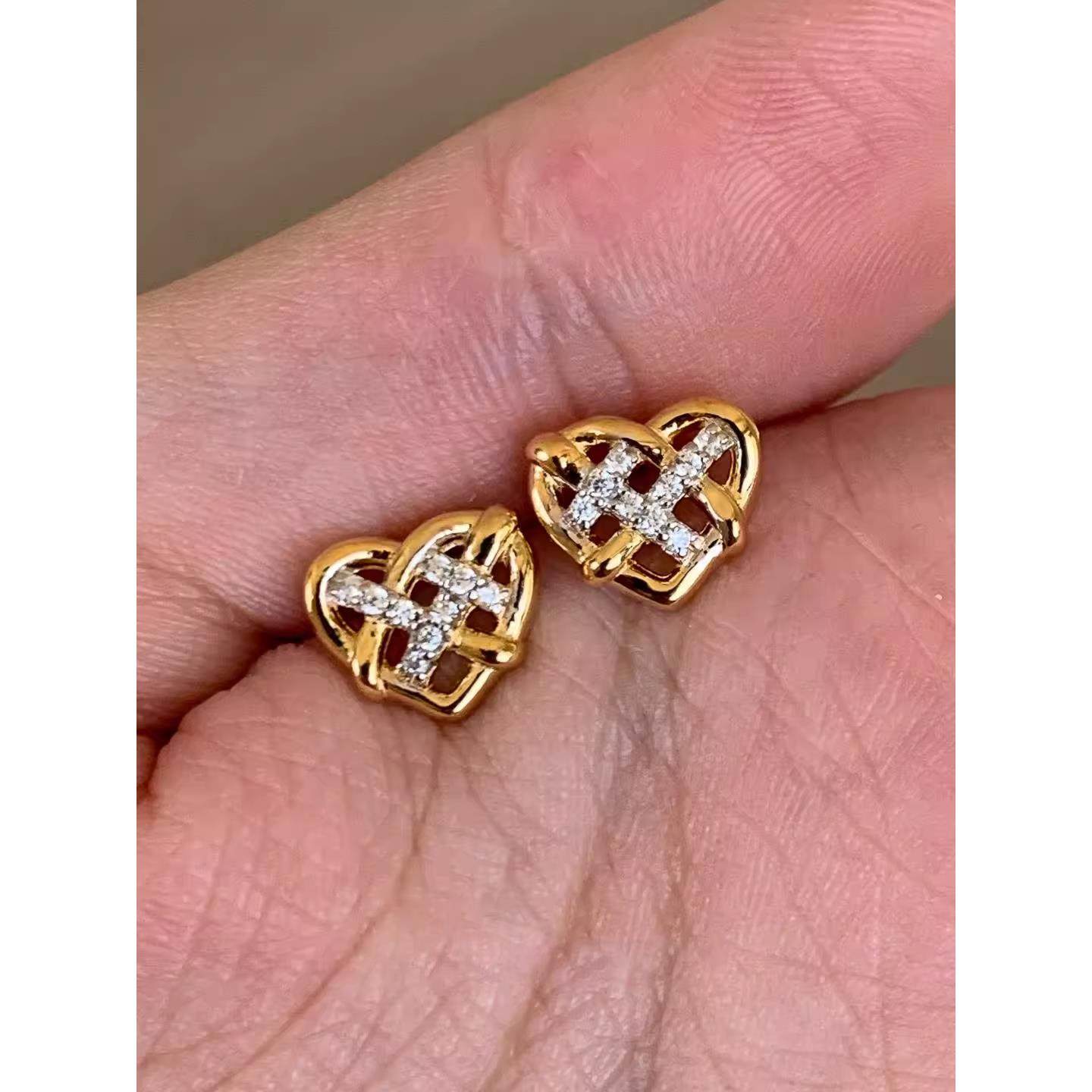 韩式甜美风mini爱心耳钉女2025新款高级感轻奢小众设计秋冬季耳饰,饰品/流行首饰/时尚饰品新,银饰耳饰,淘宝优惠券,粉丝福利购,淘宝优惠卷