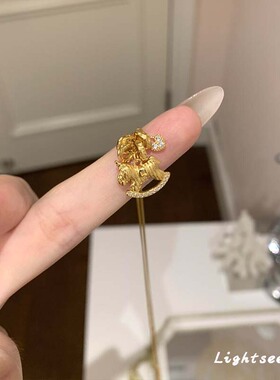 S925纯银旋转木马铜钱项链女金色