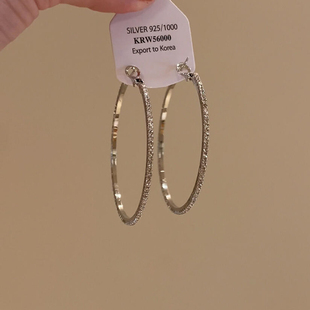 简约满钻大圈圈耳环女2025新款耳圈高级感小众方圆脸耳饰通勤百搭