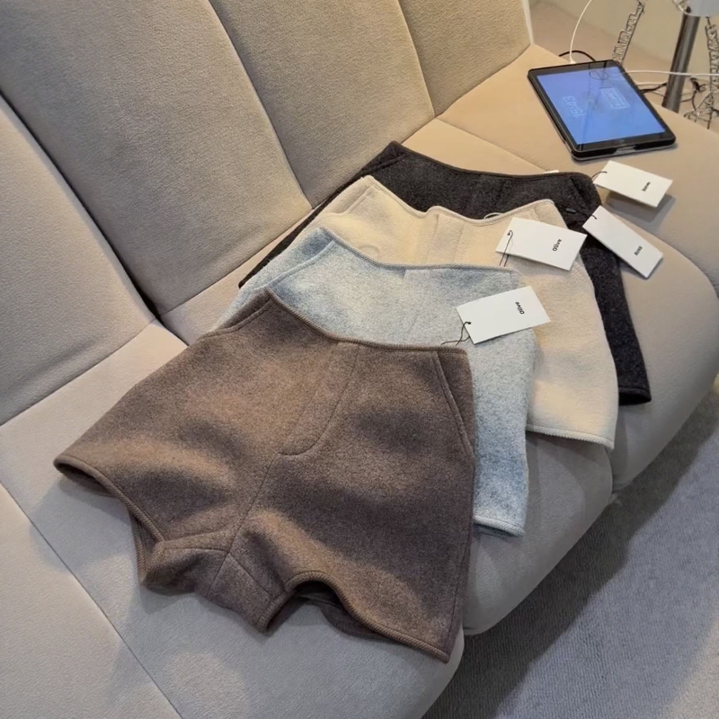 韩版加厚毛呢短裤靴裤ins女