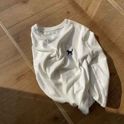 红围巾小狗长袖T恤ins慵懒风上衣