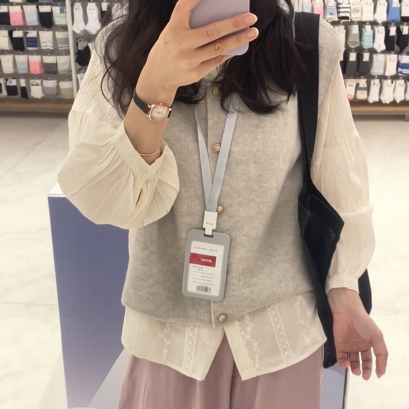 少女时尚气质针织马甲内搭衬衫