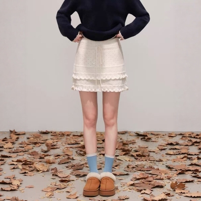 甜美温柔风木耳边针织短裙半身裙