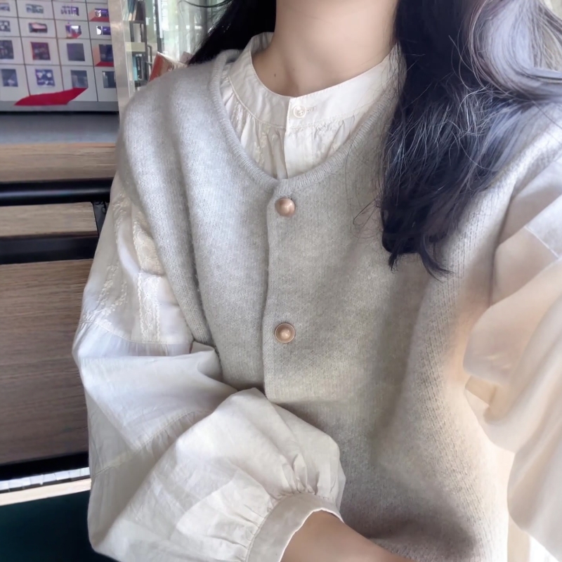 韩系泡泡袖衬衫叠穿针织马甲套装