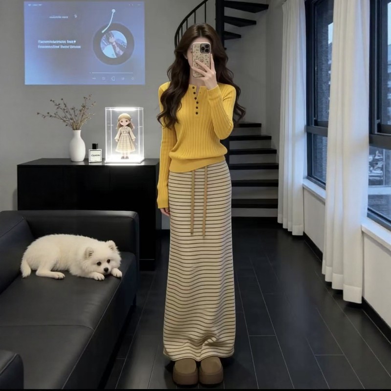 韩系巨好看复古条纹半身裙修身显瘦中长款包臀裙搭配亨利领针织衫,女装/女士精品,半身裙,淘宝优惠券,粉丝福利购,淘宝优惠卷