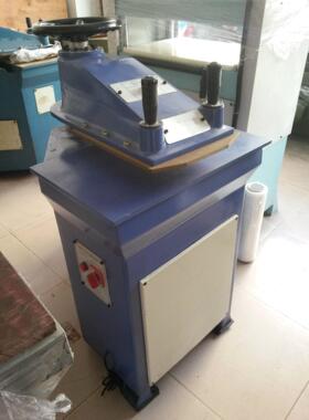 应1液0T压摇臂DL-2C/10供机裁断 液压摆臂下料机