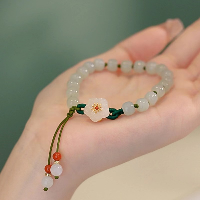 和田玉花朵花花串珠手链女ins小众设计彩色闺蜜古风手饰学生手串