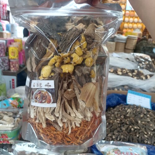 云南特产七彩菌汤包山珍菌菇包煲汤汤料包干货食用菌羊肚菌牛肝菌