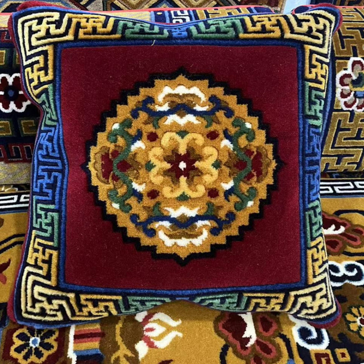 优选藏式纯羊毛正方形抱枕靠垫靠枕柔软枕头沙发汽车床头垫子靠枕