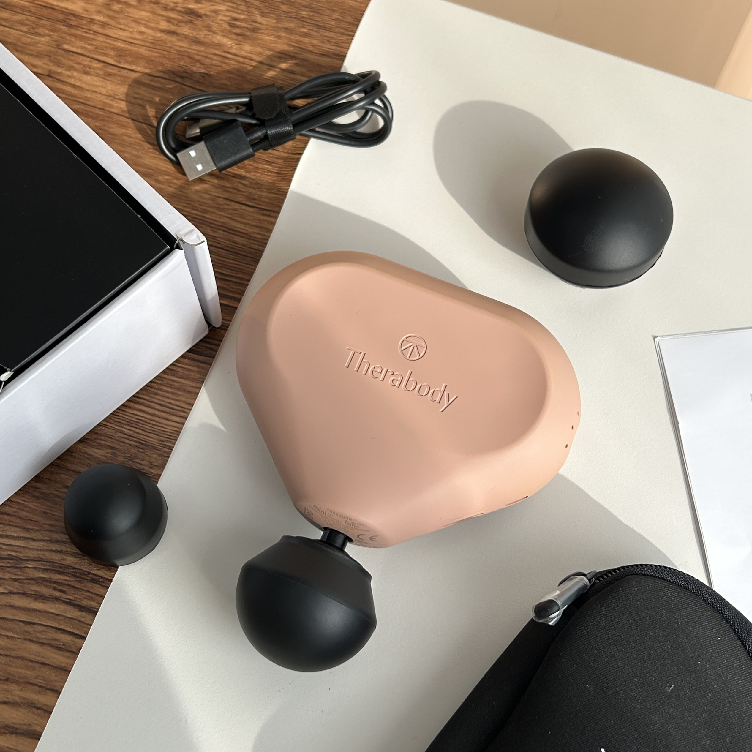 Theragunmini2.0迷你便携筋膜枪